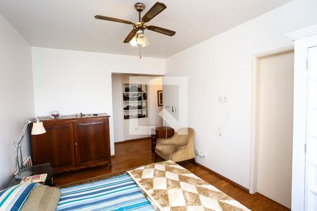 Apartamento para alugar com 220m², 4 quartos e 2 vagas Apartamento para alugar com 220m², 4 quartos e 2 vagassuíte 2
