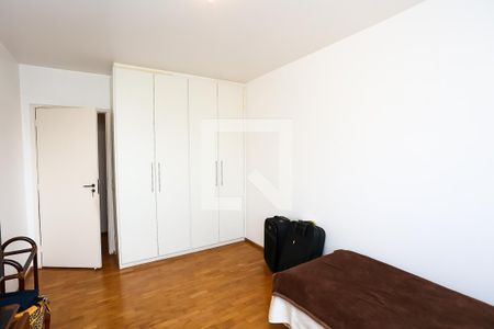 Apartamento para alugar com 220m², 4 quartos e 2 vagas Apartamento para alugar com 220m², 4 quartos e 2 vagasquarto 2