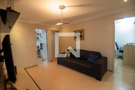 Sala de TV de apartamento à venda com 4 quartos, 154m² em Santo Amaro, São Paulo