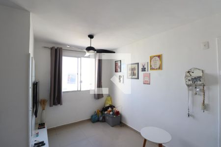 Sala de apartamento para alugar com 2 quartos, 46m² em Nova Cidade, São Gonçalo