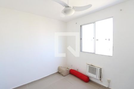 Quarto 2 de apartamento para alugar com 2 quartos, 46m² em Nova Cidade, São Gonçalo