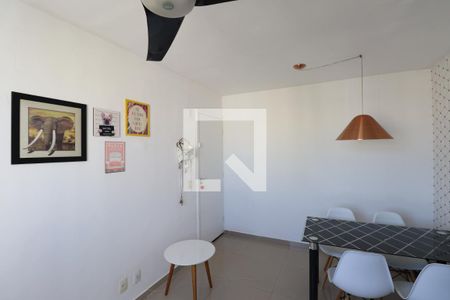 Sala de apartamento para alugar com 2 quartos, 46m² em Nova Cidade, São Gonçalo