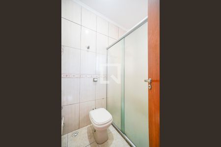 Banheiro da suíte 01 de casa de condomínio à venda com 2 quartos, 111m² em Vila Matilde, São Paulo
