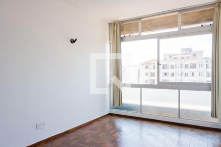 Sala e Quarto de kitnet/studio para alugar com 1 quarto, 40m² em Santo Agostinho, Belo Horizonte