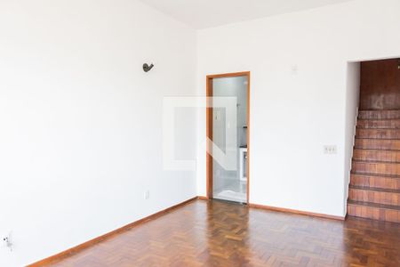 Sala e Quarto de kitnet/studio para alugar com 1 quarto, 40m² em Santo Agostinho, Belo Horizonte