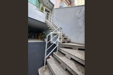 Casa à venda com 3 quartos, 131m² em Jardim Bela Vista, Santo André