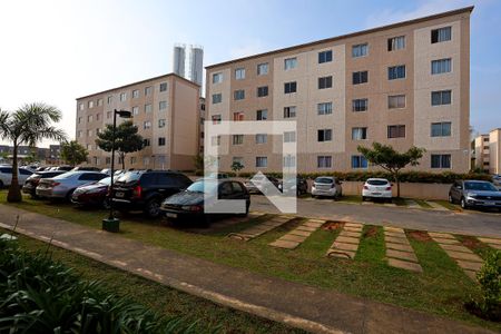 Sala - vista de apartamento para alugar com 2 quartos, 40m² em Jardim Petrópolis, Cotia