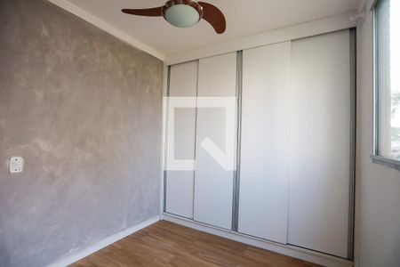 Quarto 1 de apartamento para alugar com 2 quartos, 40m² em Jardim Petrópolis, Cotia