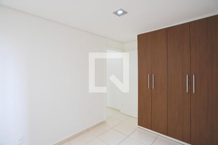 Quarto 1 de apartamento à venda com 2 quartos, 42m² em Vila Cristália, São Paulo