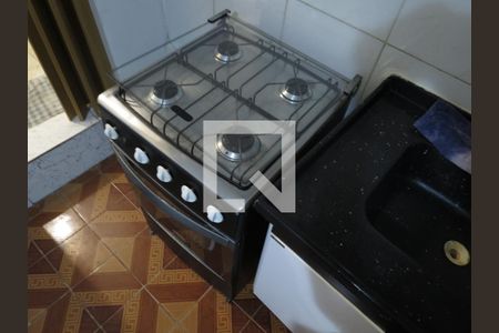 Cozinha de casa para alugar com 1 quarto, 25m² em Vila Zat, São Paulo