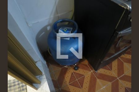 Cozinha de casa para alugar com 1 quarto, 25m² em Vila Zat, São Paulo