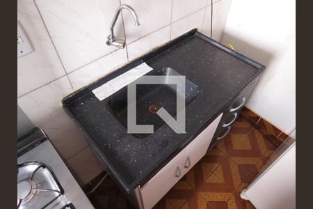 Quarto e Cozinha de casa para alugar com 1 quarto, 25m² em Vila Zat, São Paulo