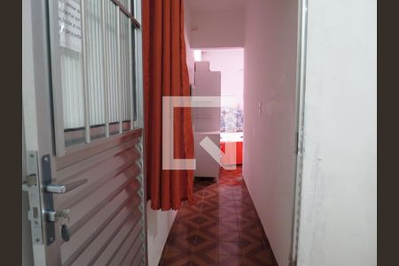 Quarto e Cozinha de casa para alugar com 1 quarto, 25m² em Vila Zat, São Paulo