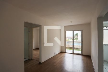 Sala de apartamento para alugar com 1 quarto, 45m² em Centro, Cotia