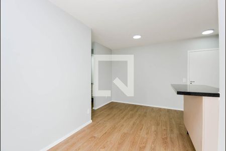 Sala de apartamento para alugar com 2 quartos, 57m² em Vila Galvão, Guarulhos