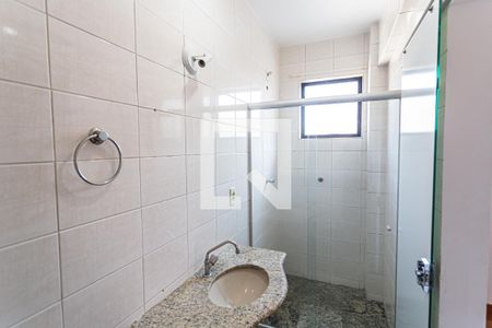 Banheiro da Suíte de apartamento para alugar com 3 quartos, 160m² em Palmares, Belo Horizonte