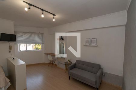 Sala/Quarto  de apartamento à venda com 1 quarto, 34m² em Cambuí, Campinas