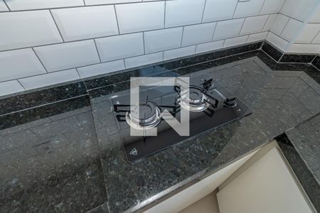 Detalhe Cozinha  de apartamento para alugar com 1 quarto, 34m² em Cambuí, Campinas