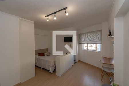 Sala/Quarto  de apartamento à venda com 1 quarto, 34m² em Cambuí, Campinas