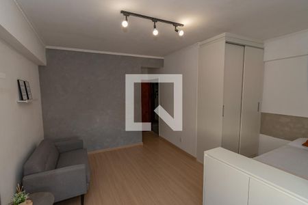 Sala/Quarto  de apartamento à venda com 1 quarto, 34m² em Cambuí, Campinas