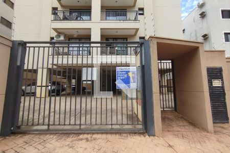 Placa Banner de apartamento para alugar com 1 quarto, 62m² em Jardim Botânico, Ribeirão Preto