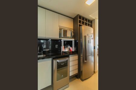 Cozinha e Área de Serviço de apartamento à venda com 3 quartos, 89m² em Santa Tereza, Porto Alegre