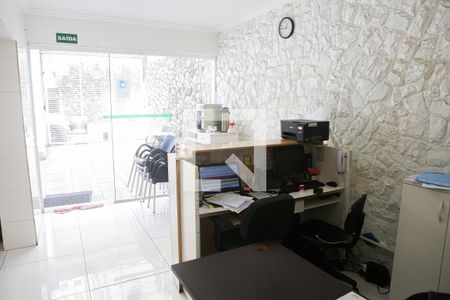 Sala  de casa à venda com 5 quartos, 250m² em Vila Santa Teresa, Santo André