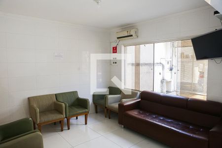 Sala  de casa à venda com 5 quartos, 250m² em Vila Santa Teresa, Santo André