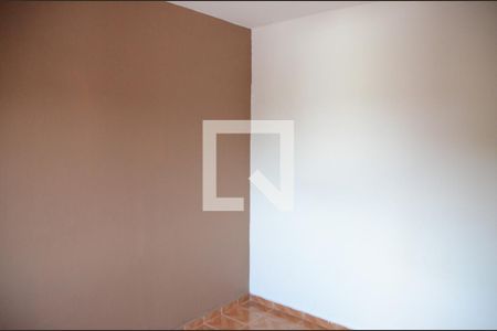 Sala/Quarto de casa para alugar com 1 quarto, 20m² em Jardim Roberto, Osasco