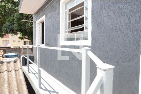 Varanda de casa para alugar com 1 quarto, 20m² em Jardim Roberto, Osasco