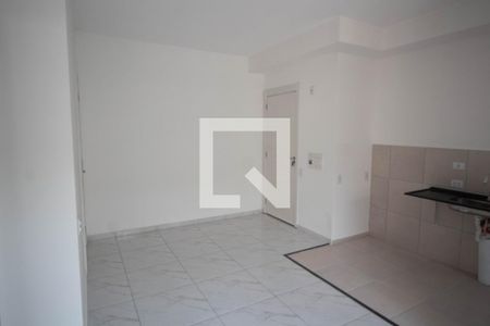 Sala de apartamento para alugar com 1 quarto, 44m² em Ramos, Rio de Janeiro