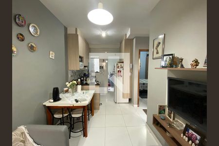 Sala/Cozinha de apartamento à venda com 2 quartos, 42m² em Tatuapé, São Paulo