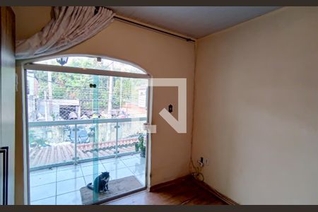 quarto 2 de casa à venda com 5 quartos, 180m² em Taquara, Rio de Janeiro