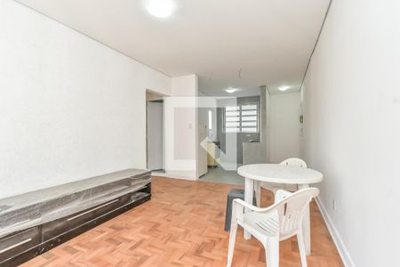 Sala de apartamento à venda com 2 quartos, 70m² em Vila Buarque, São Paulo