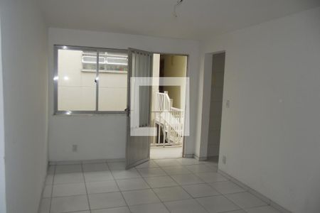 Sala de apartamento à venda com 2 quartos, 48m² em Inhauma, Rio de Janeiro