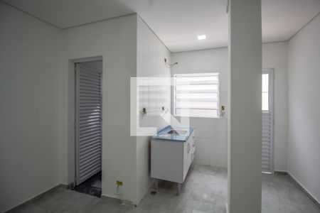 Sala/Cozinha de apartamento para alugar com 1 quarto, 27m² em Jardim Lajeado, São Paulo