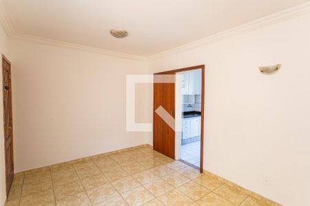 Sala de apartamento para alugar com 3 quartos, 70m² em Sagrada Família, Belo Horizonte