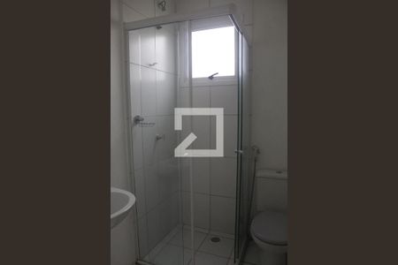 Banheiro da Suíte 1 de casa de condomínio para alugar com 2 quartos, 51m² em Terra Nova, Alvorada