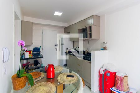 Sala/Cozinha de apartamento para alugar com 1 quarto, 28m² em Vila Ema, São Paulo