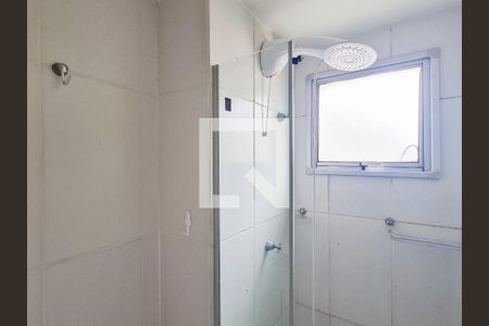 Banheiro de apartamento à venda com 2 quartos, 48m² em Sarandi, Porto Alegre