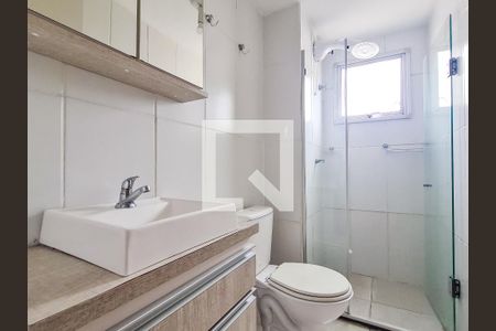 Banheiro de apartamento à venda com 2 quartos, 48m² em Sarandi, Porto Alegre