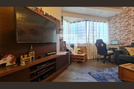 Sala/Cozinha de apartamento para alugar com 1 quarto, 42m² em Paraíso do Morumbi, São Paulo