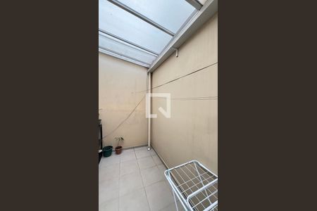 Apartamento à venda com 82m², 2 quartos e 1 vaga Apartamento à venda com 82m², 2 quartos e 1 vagaVaranda Quarto 2