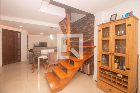 Sala de casa à venda com 2 quartos, 160m² em Rubem Berta, Porto Alegre