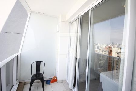 Varanda de kitnet/studio para alugar com 1 quarto, 22m² em Sé, São Paulo