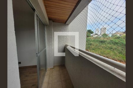 Sacada de apartamento à venda com 2 quartos, 68m² em Cambuí, Campinas