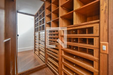 Apartamento para alugar com 55m², 3 quartos e 1 vaga Apartamento para alugar com 55m², 3 quartos e 1 vagaCloset 1 do quarto 3