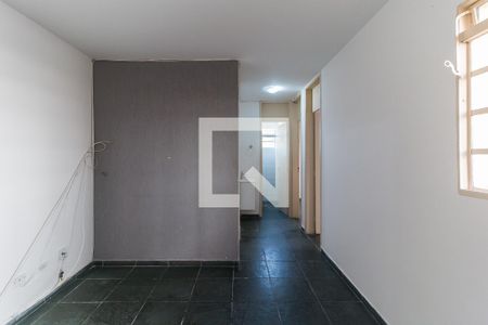 Sala de apartamento para alugar com 2 quartos, 42m² em Parque Santana, Mogi das Cruzes