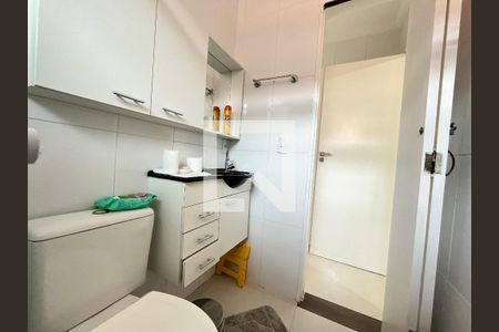 Banheiro de casa para alugar com 1 quarto, 40m² em Vila do Encontro, São Paulo