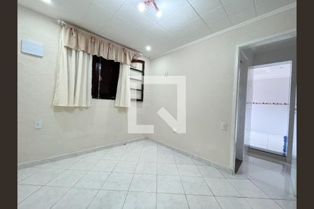 Quarto de casa para alugar com 1 quarto, 40m² em Vila do Encontro, São Paulo